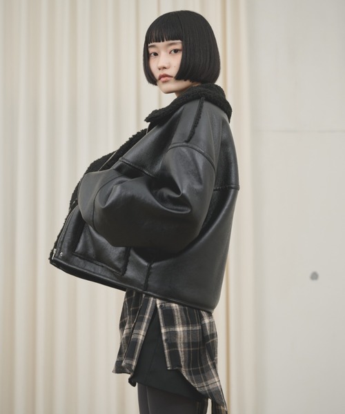 AIC.（エーアイシー）の「2wayフェイクレザームートンジャケット（ムートンコート・レディース・ブラウン/ブラック・FREE）」の8枚目の写真