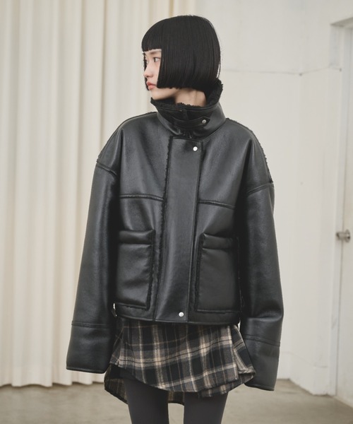 AIC.（エーアイシー）の「2wayフェイクレザームートンジャケット（ムートンコート・レディース・ブラウン/ブラック・FREE）」の11枚目の写真