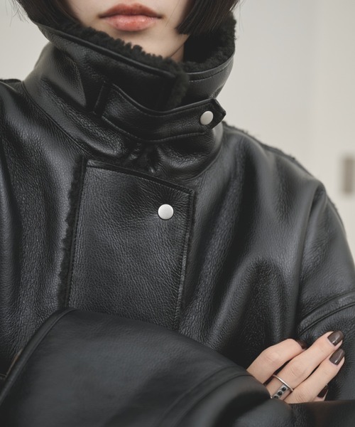 AIC.（エーアイシー）の「2wayフェイクレザームートンジャケット（ムートンコート・レディース・ブラウン/ブラック・FREE）」の14枚目の写真