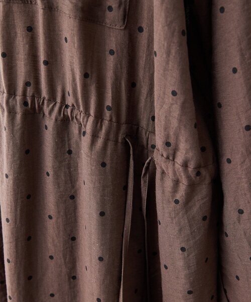 ear PAPILLONNER（イアパピヨネ）の「ドロストシャツワンピース【SUM1 STYLE(スミスタイル)】（ワンピース・レディース・サックスブルー/ブラウン・FREE）」の10枚目の写真