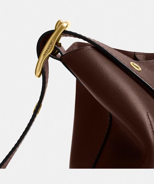 ブリーカー バケット バッグ(ショルダーバッグ)|COACH(コーチ)の ブリーカー バケット バッグ(ショルダーバッグ)|COACH(コーチ)の
