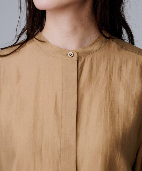 UNTITLED（アンタイトル）の「【ボウタイリボン/バンドカラー/レイヤード】2WAYシアーブラウス（シャツ/ブラウス・レディース・ホワイト/キャメル・02/04/44/48/00）」の21枚目の写真