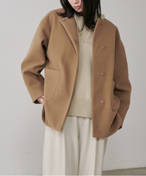 LARUTA(ラルータ)の「【LARUTA】ラウンドヘムニットメルトンコート(ノーカラーコート・レディース・ブラック/ミント/キャメル/ベージュ系その他・FREE)」の4枚目の写真