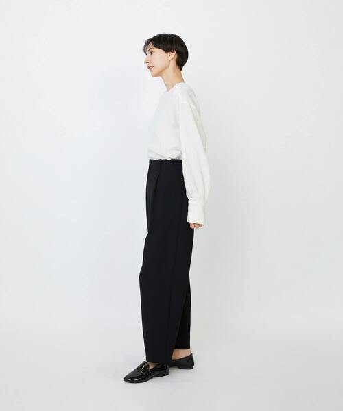 LOISIR（ロワズィール）の「エコダブルクロスクロップドパンツ（その他パンツ・レディース・ブラック・36/38/40）」の6枚目の写真