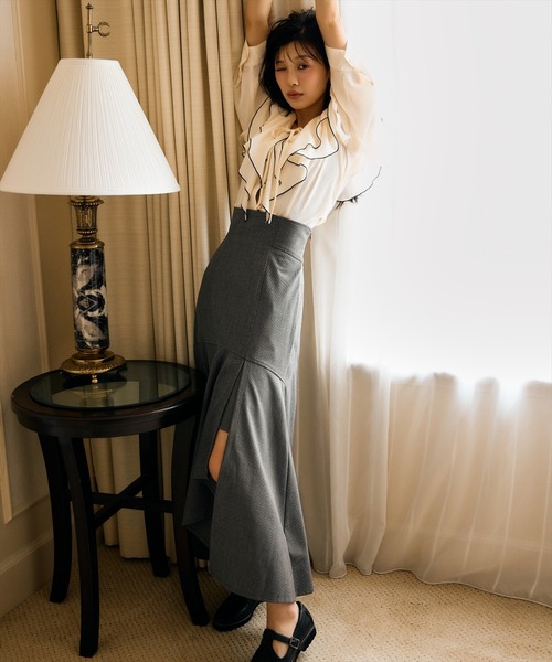 AND COUTURE（アンドクチュール）の「インナーミニマーメイドスカート（スカート・レディース・ブラック/ブラック系その他/ブラウン系その他・MEDIUM/SMALL）」の2枚目の写真