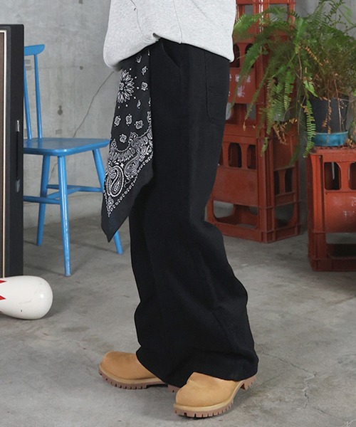 ILL'S(イルズ)の「コーデュロイ ワイドパンツ ユニセックス(その他パンツ・メンズ・ブラウン/ネイビー/ブラック・M/L)」の14枚目の写真