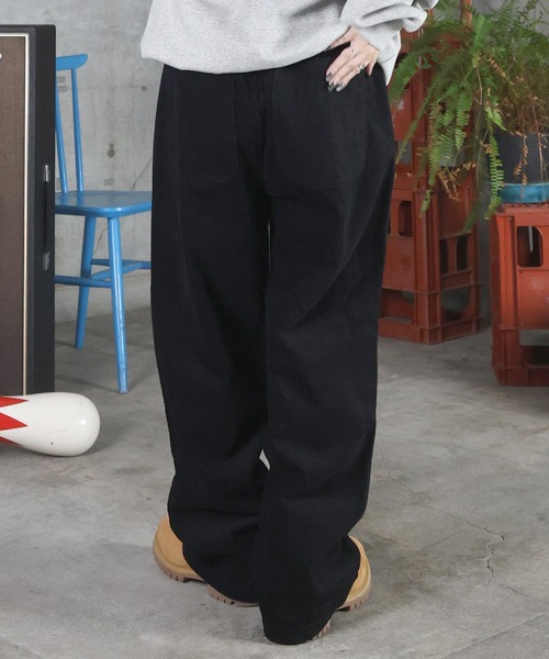 ILL'S(イルズ)の「コーデュロイ ワイドパンツ ユニセックス(その他パンツ・メンズ・ブラウン/ネイビー/ブラック・M/L)」の15枚目の写真