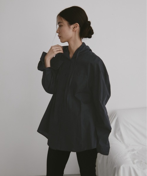 duei（デュイ）の「オーバーサイズチェックフーディーシャツ（シャツ/ブラウス・レディース・ブラウン/ネイビー・FREE）」の9枚目の写真