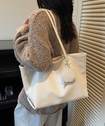 ABITOKYO（アビトーキョー）の「フェイクレザートートバッグ（トートバッグ）」