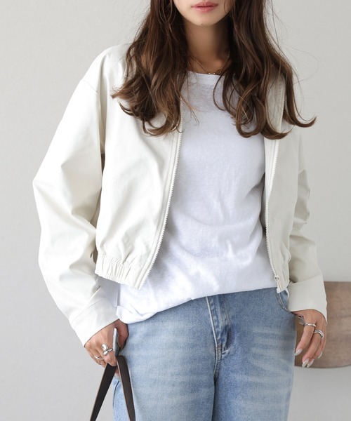 AMELY(エミリー)の「クロップドワークデザインジャケット(その他アウター・レディース・ブラック/カーキ/アイボリー/ベージュ・フリー)」の2枚目の写真