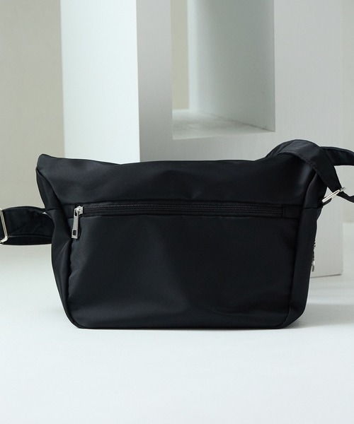 zucchero（ズッケロ）の「miffy ミッフィー ショルダーバッグ メッセンジャー レディース 軽量 ナイロン かくれんぼミッフィー 62093（ショルダーバッグ・レディース・ブラック/ベージュ/ピンク/ブラウン/カーキ・FREE）」の10枚目の写真