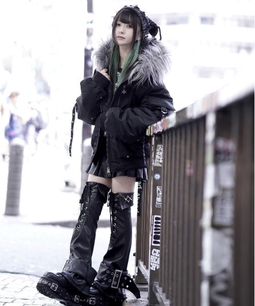 REFLEM/レフレム』スタッズ付きナイロンN2Bジャケット（ブルゾン