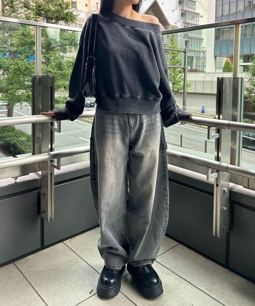 repipi armario(レピピ アルマリオ)の「Acidオフショルショートスウェット(スウェット・キッズ・ブラウン/ピンク/ブラック・SMALL/MEDIUM/LARGE)」の22枚目の写真