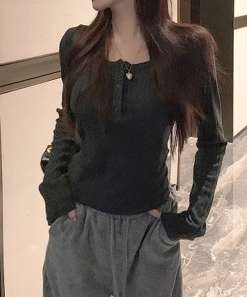 HALEY PESCA（ヘーリーペスカ）の「HALEY PESCA/ヘンリーネック　シンプルリブカットソー（Tシャツ/カットソー・レディース・ピンク/ネイビー/ベージュ/ブラック・MEDIUM/SMALL）」の2枚目の写真