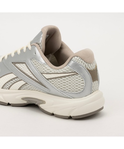 Reebok(リーボック)の「ロード プライム / REEBOK ROAD PRIME(スニーカー・メンズ・グレー・30.0cm/29.0cm/28.5cm/28.0cm/27.5cm/27.0cm/26.5cm/26.0cm/25.5cm/25.0cm/24.0cm/24.5cm/23.0cm/23.5cm)」の4枚目の写真