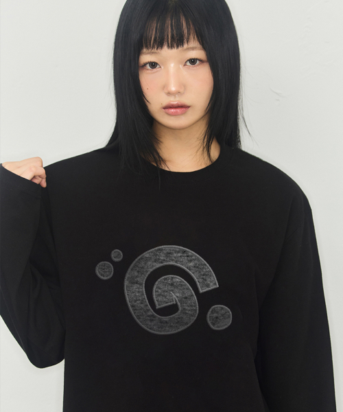 GRAVER（グレーバー）の「[ユニセックス]GシンボルロングスリーブTシャツ_3カラー（Tシャツ/カットソー・レディース・ホワイト/ブラック/チャコール・LARGE/MEDIUM）」の10枚目の写真