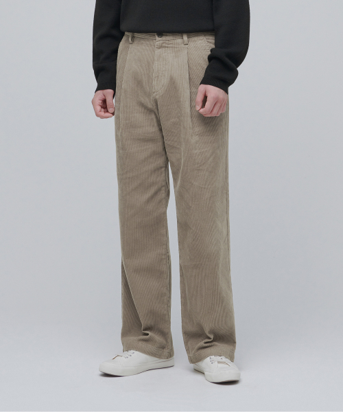 MUSINSA STANDARD（ムシンサスタンダード）の「ワイドコーデュロイパンツ【ライトベージュ】（その他パンツ・メンズ・その他・27/28/29/34/32/30/31/33/26/38/36）」の2枚目の写真