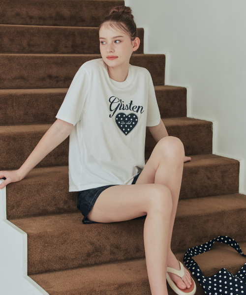 ZEROSTREET(ゼロストリート)の「チェリッシュ 半袖Tシャツ / ホワイト(Tシャツ/カットソー・レディース・ホワイト・MEDIUM/SMALL)」の2枚目の写真