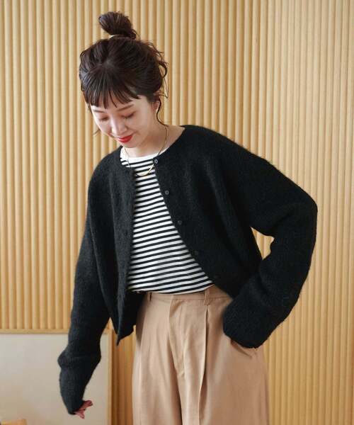 B.C STOCK(ベーセーストック)の「【ZOZO限定】手洗い可 / コンパクトニットカーデ(カーディガン/ボレロ・レディース・グレー/ブラック/サックスブルー/ブラウン/パープル・FREE)」の11枚目の写真