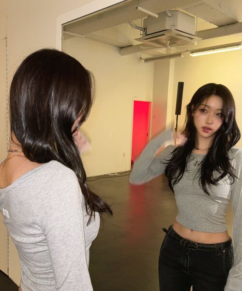 MUCENT（ムセント）の「ダブリ アンバランスセットTシャツ (4色)（Tシャツ/カットソー・レディース・ネイビー/ブラウン/グレー/ブラック・FREE）」の5枚目の写真