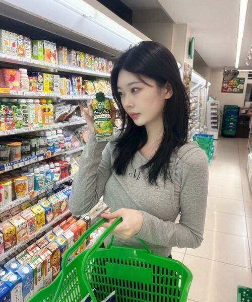 MUCENT（ムセント）の「ダブリ アンバランスセットTシャツ (4色)（Tシャツ/カットソー・レディース・ネイビー/ブラウン/グレー/ブラック・FREE）」の15枚目の写真