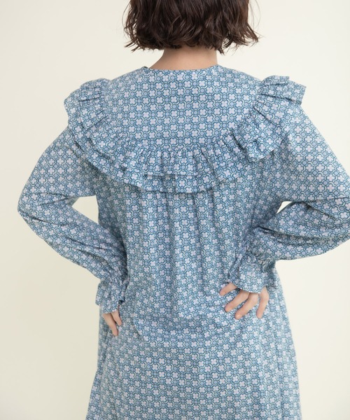 Dot&Stripes CHILD WOMAN(ドットアンドストライプス チャイルドウーマン)の「リバティデイジー・リンク ヨークフリルワンピース(ワンピース・レディース・ブルー/ピンク・FREE)」の15枚目の写真