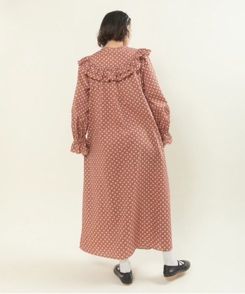Dot&Stripes CHILD WOMAN(ドットアンドストライプス チャイルドウーマン)の「リバティデイジー・リンク ヨークフリルワンピース(ワンピース・レディース・ブルー/ピンク・FREE)」の5枚目の写真