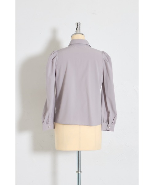 tocco closet(トッコ クローゼット)の「2WAYボウタイリボン付きヨークラインレース切り替えブラウス(シャツ/ブラウス・レディース・グレイッシュベージュ/オフホワイト・M)」の21枚目の写真