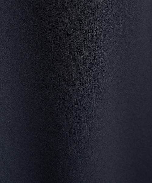 IKKA LOUNGE（イッカラウンジ）の「【フォーマル対応／2点セット】GOKU楽 長袖セットアップ【洗濯機で洗える】（パンツドレス・レディース・ブラック/ネイビー・M/L/S/XL）」の5枚目の写真