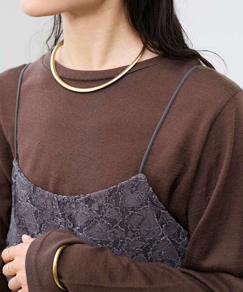 le.coeur blanc(ルクールブラン)の「O フラットネックカフ(ネックレス・レディース・ゴールド・FREE)」の15枚目の写真