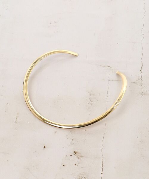 le.coeur blanc(ルクールブラン)の「O フラットネックカフ(ネックレス・レディース・ゴールド・FREE)」の17枚目の写真