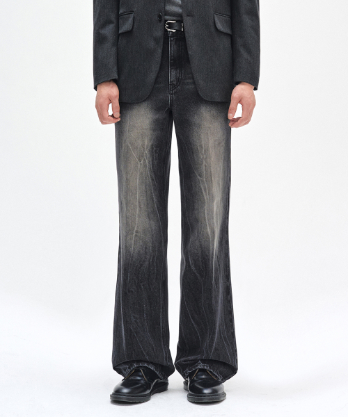 DECET（デケト）の「Dawn Semi Flared Jeans DCPT044CRBlackB（デニムパンツ・レディース・その他・26/28/30/32/34）」の13枚目の写真