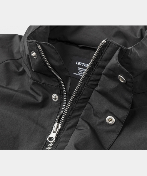 LETTERCOMO(レテルコモ)の「ウォータープルーフウィンドライトパーカージャケットブラック(その他アウター・レディース・その他・MEDIUM/LARGE/X-LARGE)」の2枚目の写真