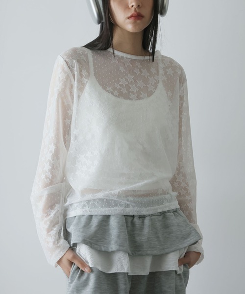 Ulysses(ユリシス)の「星柄シアーカットソー(Tシャツ/カットソー・レディース・ブラック/ホワイト・F)」の1枚目の写真