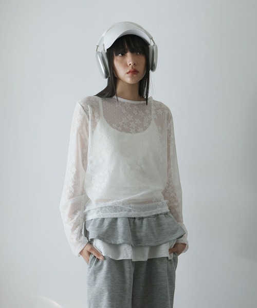 Ulysses(ユリシス)の「星柄シアーカットソー(Tシャツ/カットソー・レディース・ブラック/ホワイト・F)」の4枚目の写真