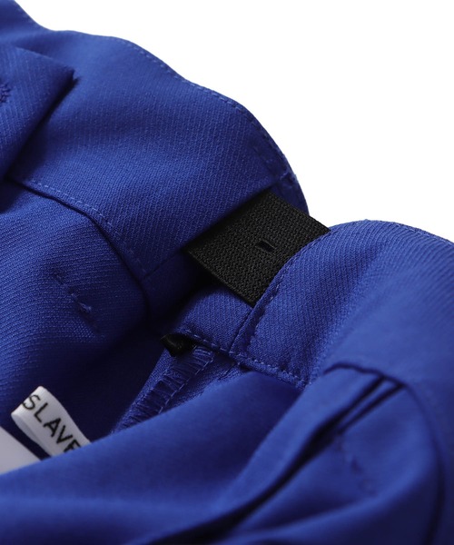 DRESSLAVE（ドレスレイブ）の「side volume tuck pants(サイドボリュームタックパンツ)（その他パンツ・レディース・ホワイト/ブルー・36/38）」の5枚目の写真