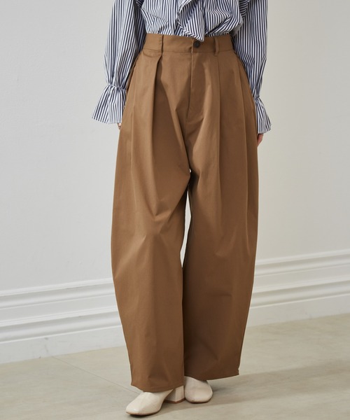 RANAN(ラナン)の「カーブシルエットサイドタックパンツ(その他パンツ・レディース・ブラック/カーキ/アイボリー/ベージュ・L/LL/M/S)」の22枚目の写真