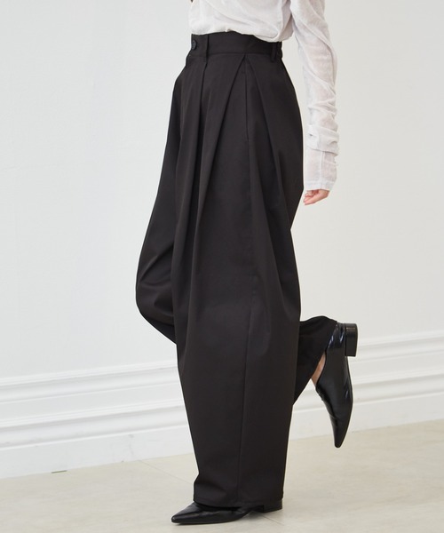 RANAN(ラナン)の「カーブシルエットサイドタックパンツ(その他パンツ・レディース・ブラック/カーキ/アイボリー/ベージュ・L/LL/M/S)」の8枚目の写真