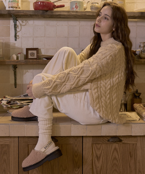 SHOEHI(シューハイ)の「エンブリー ファーストラップ クロッグ_B2400(2カラー)(サンダル・レディース・ブラック/ダークブラウン/Beige・22.5cm/23cm/23.5cm/24cm/24.5cm/25cm)」の4枚目の写真
