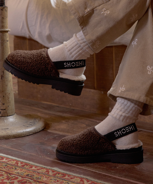 SHOEHI(シューハイ)の「エンブリー ファーストラップ クロッグ_B2400(2カラー)(サンダル・レディース・ブラック/ダークブラウン/Beige・22.5cm/23cm/23.5cm/24cm/24.5cm/25cm)」の10枚目の写真