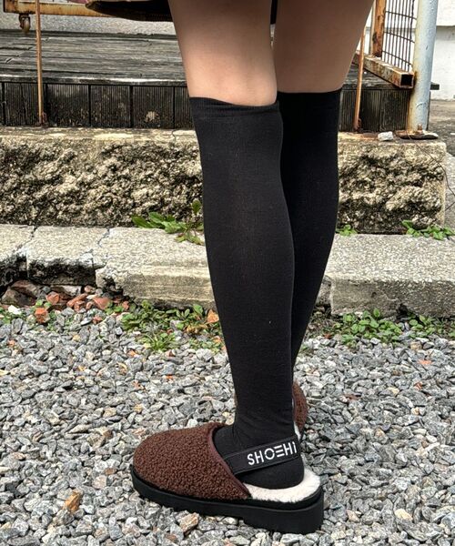 SHOEHI(シューハイ)の「エンブリー ファーストラップ クロッグ_B2400(2カラー)(サンダル・レディース・ブラック/ダークブラウン/Beige・22.5cm/23cm/23.5cm/24cm/24.5cm/25cm)」の12枚目の写真