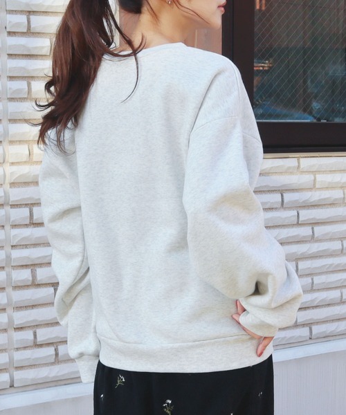CECIL McBEE（セシルマクビー）の「ラウンドロゴプルオーバー（スウェット・レディース・グレー/アイボリー/ブラック・MEDIUM/LARGE）」の6枚目の写真