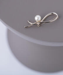 NATURAL BEAUTY BASIC（ナチュラルビューティーベーシック）の「◇ツイストパールブローチ（ブローチ/コサージュ）」