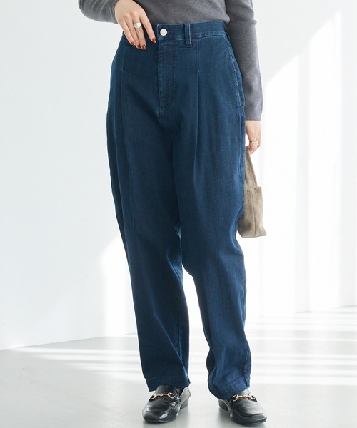 LAVEANGE（ラビアンジェ）の「タックテーパードデニム（デニムパンツ・レディース・ブラック/ネイビー・M/LL/3L/4L/5L）」の13枚目の写真