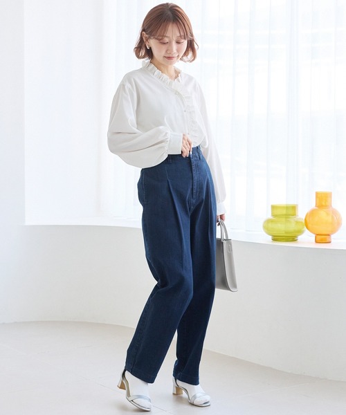 LAVEANGE(ラビアンジェ)の「タックテーパードデニム(デニムパンツ・レディース・ブラック/ネイビー・M/LL/3L/4L/5L)」の15枚目の写真