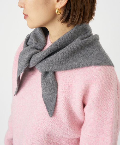 IENA（イエナ）の「《追加》ニットバンダナ（バンダナ/スカーフ・レディース・グレー/アイボリー・FREE）」の5枚目の写真
