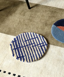 a.depeche（アデペシュ）の「【a.depeche:アデペシュ】ウールチェアパッド　おしゃれなギフトに最適！　pell wool chair pad samay（クッション/クッションカバー）」
