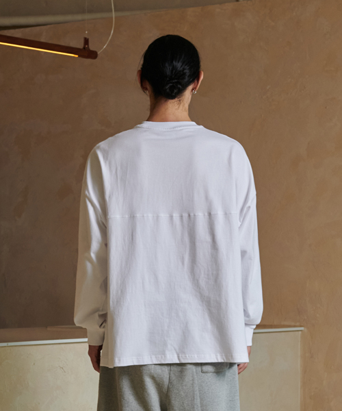 ARDENT VELLONA(アーデントベローナ)の「オリジナルエッセンティックオーバーサイズロングスリーブ_ホワイト(Tシャツ/カットソー・レディース・その他・SMALL/MEDIUM)」の3枚目の写真