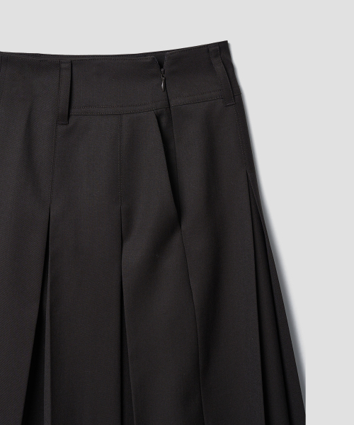 TTUDEMENT(トュードメント)の「BOX PLEATS MIDI SKIRT_BROWN(スカート・レディース・その他・L/M/S)」の10枚目の写真