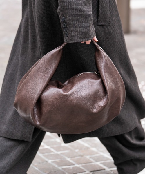 SINSS(シンス)の「Curve shoulder bag / カーブショルダーバッグ(ショルダーバッグ・メンズ・ブラウン/ブラック・FREE)」の16枚目の写真